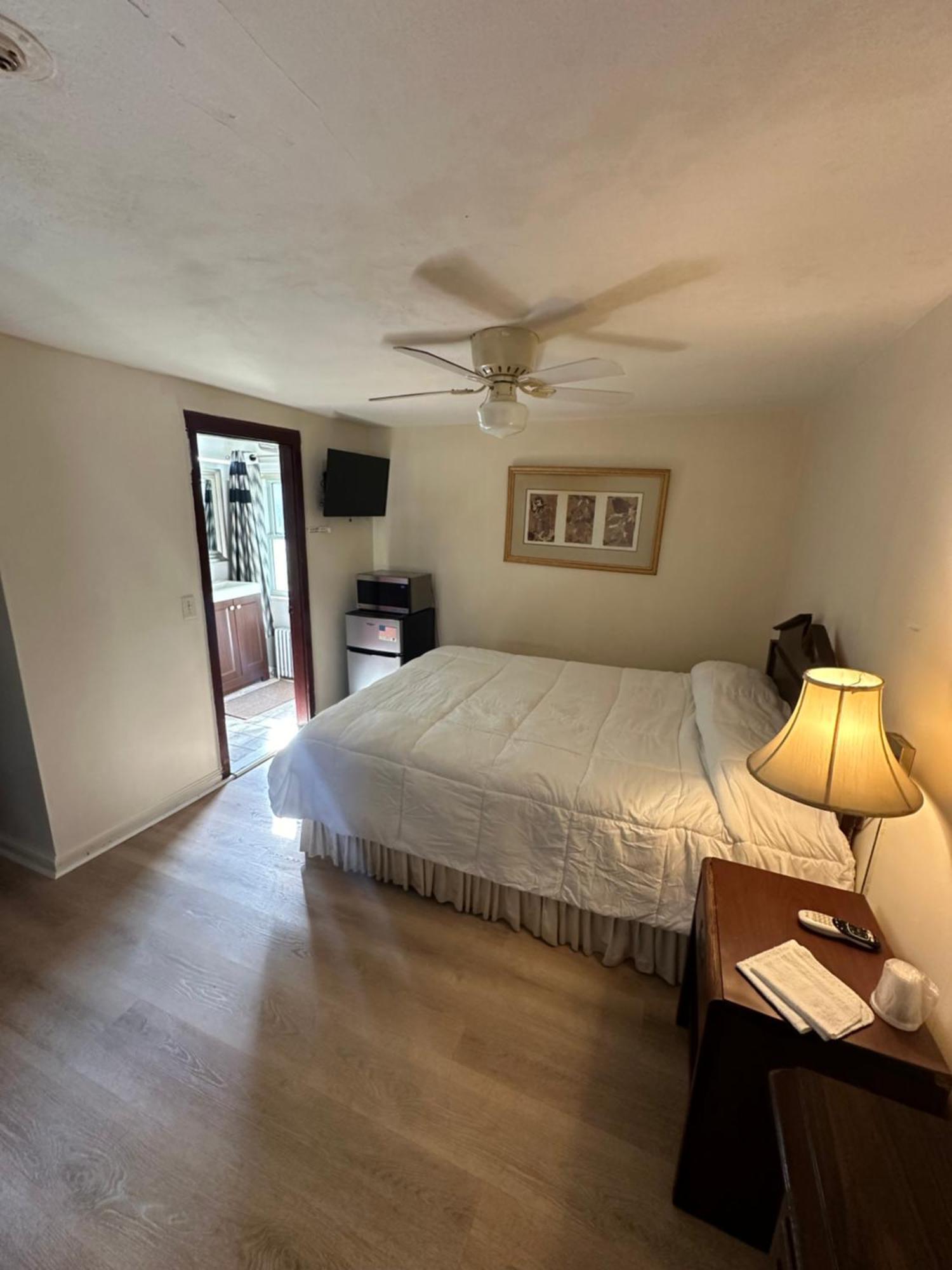 Gaard Motel フォックスボロ エクステリア 写真